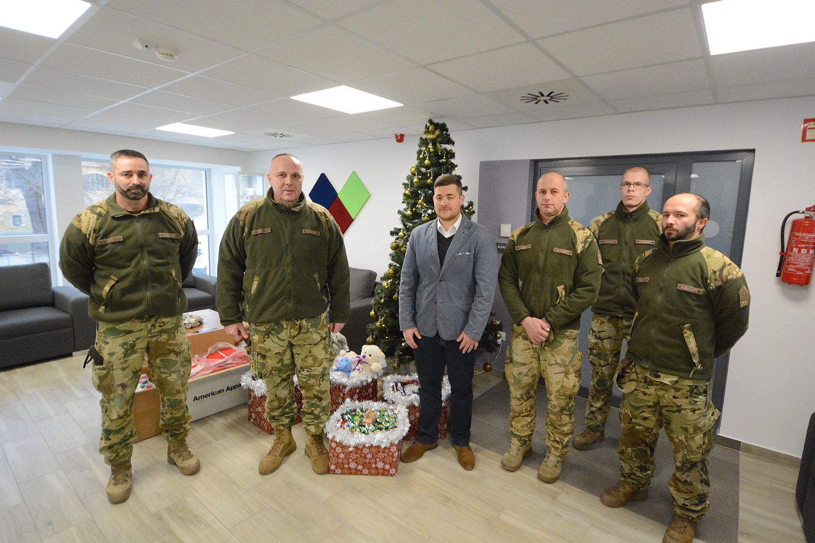 A Magyar Honvédség egyik legnagyobb katonai szervezete is segítette az Alba Bástya Központot